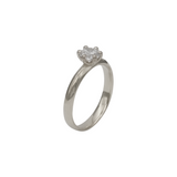 BANU TULIP DIAMANT VERLOBUNGSRING MIT SECHS KRAPPEN